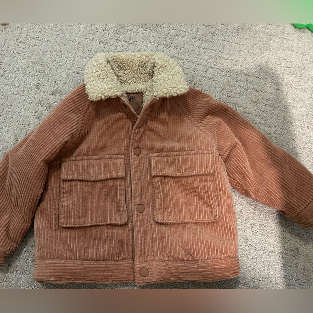 Zara size 18-24 m corduroy jacket with fleece lining and collar in peach